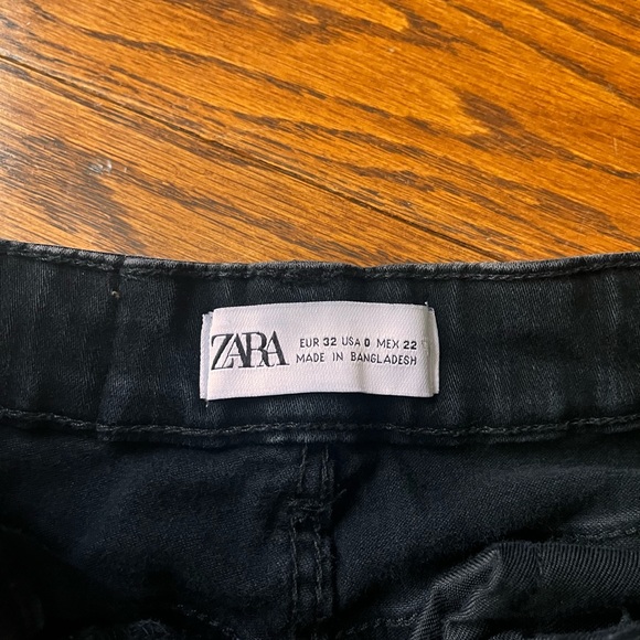 Zara High Rise Skinny Jeans - Picture 2 of 3